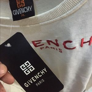 Givenchy sweat
